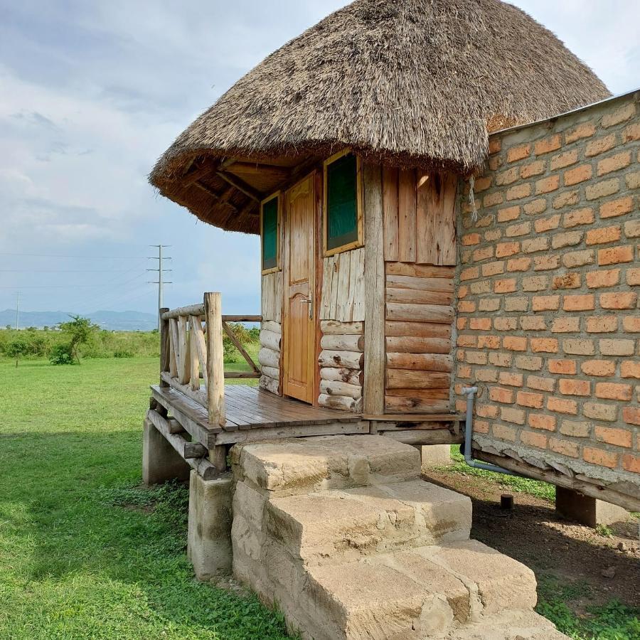 Songbird Safari Lodge & Campsite Katunguru Dış mekan fotoğraf