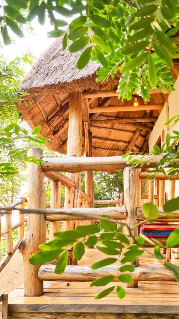 Songbird Safari Lodge & Campsite Katunguru Dış mekan fotoğraf